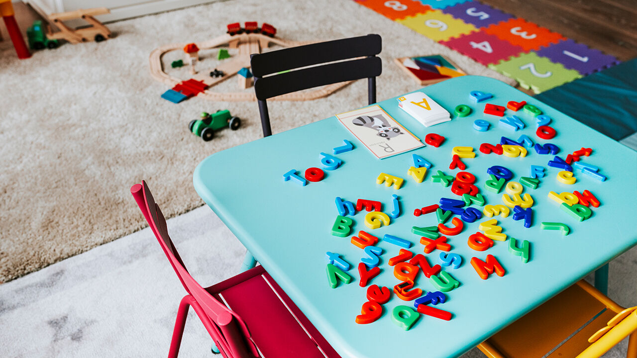 Indiana parents can now apply for pre-K, child care assistance